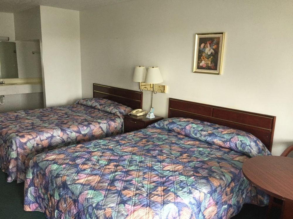Rodeway Inn Dickson Eksteriør billede